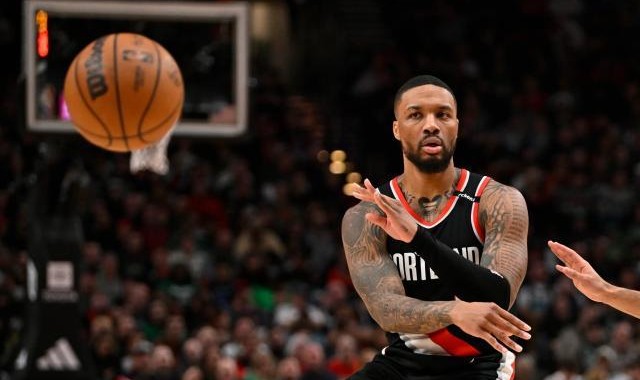 九游登录入口-名记曝猛龙成利拉德下家领跑者 交易一周内达成？