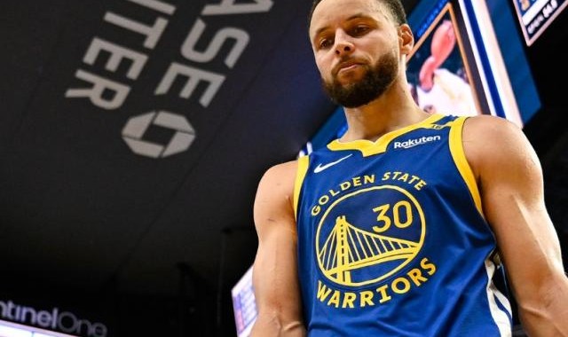 九游体育官网-库里消沉施罗德迷失 勇士已到破釜沉舟之时